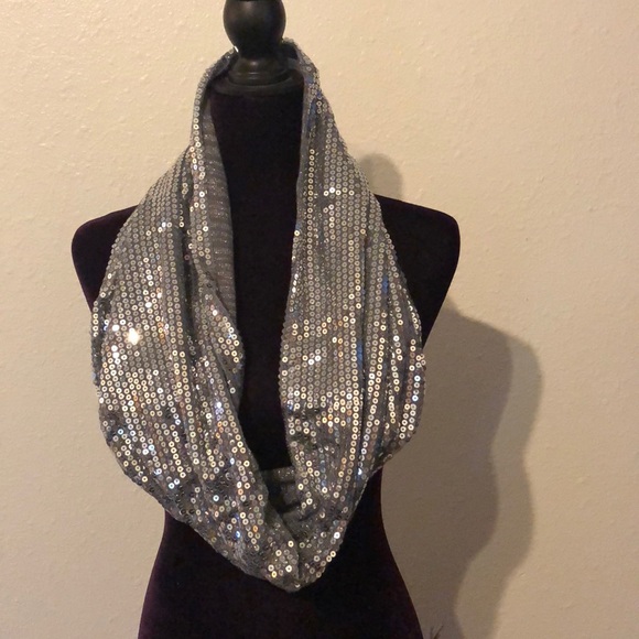 Silver sequence eternity scarf - Picture 1 of 1